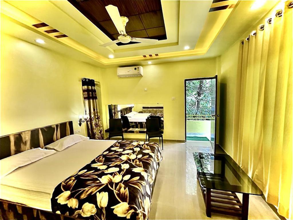 Hotel Saptarang Residency Panhāla Zewnętrze zdjęcie