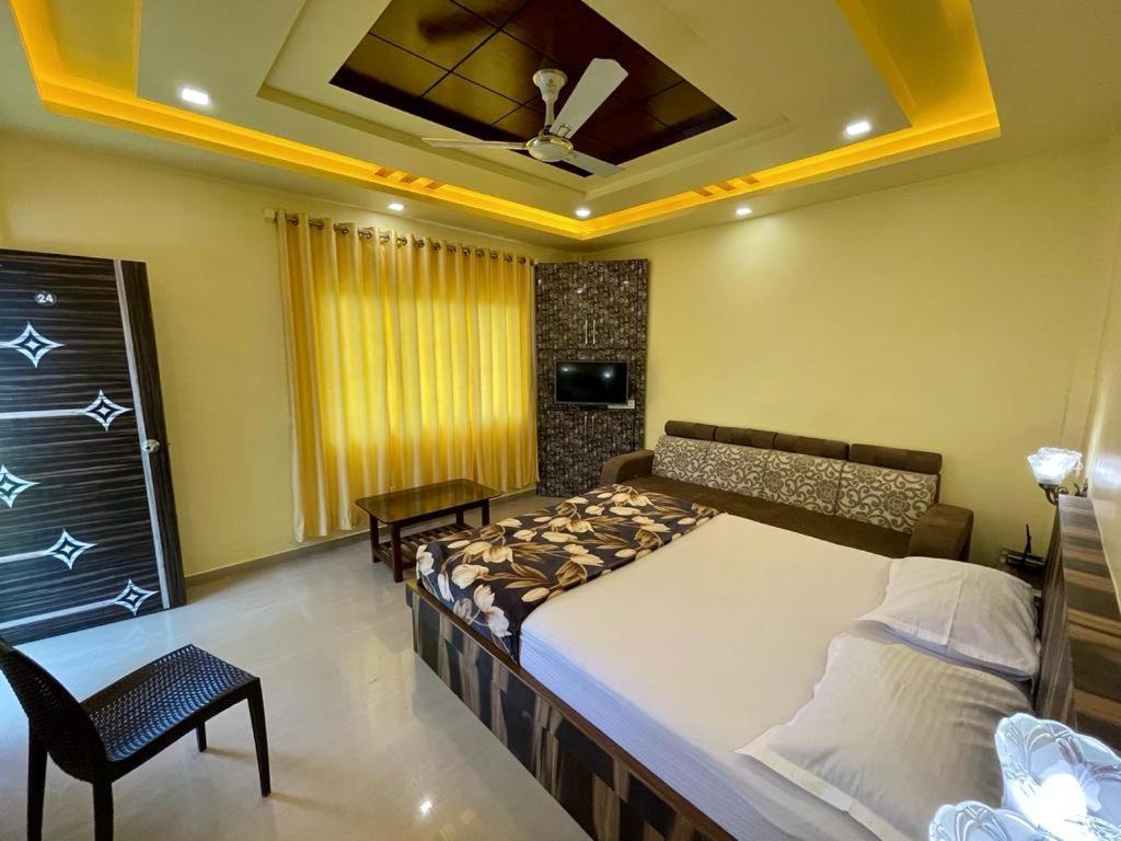 Hotel Saptarang Residency Panhāla Zewnętrze zdjęcie