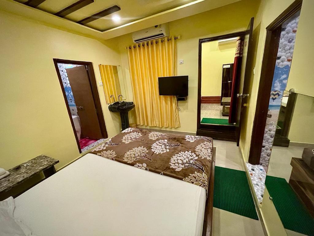 Hotel Saptarang Residency Panhāla Zewnętrze zdjęcie