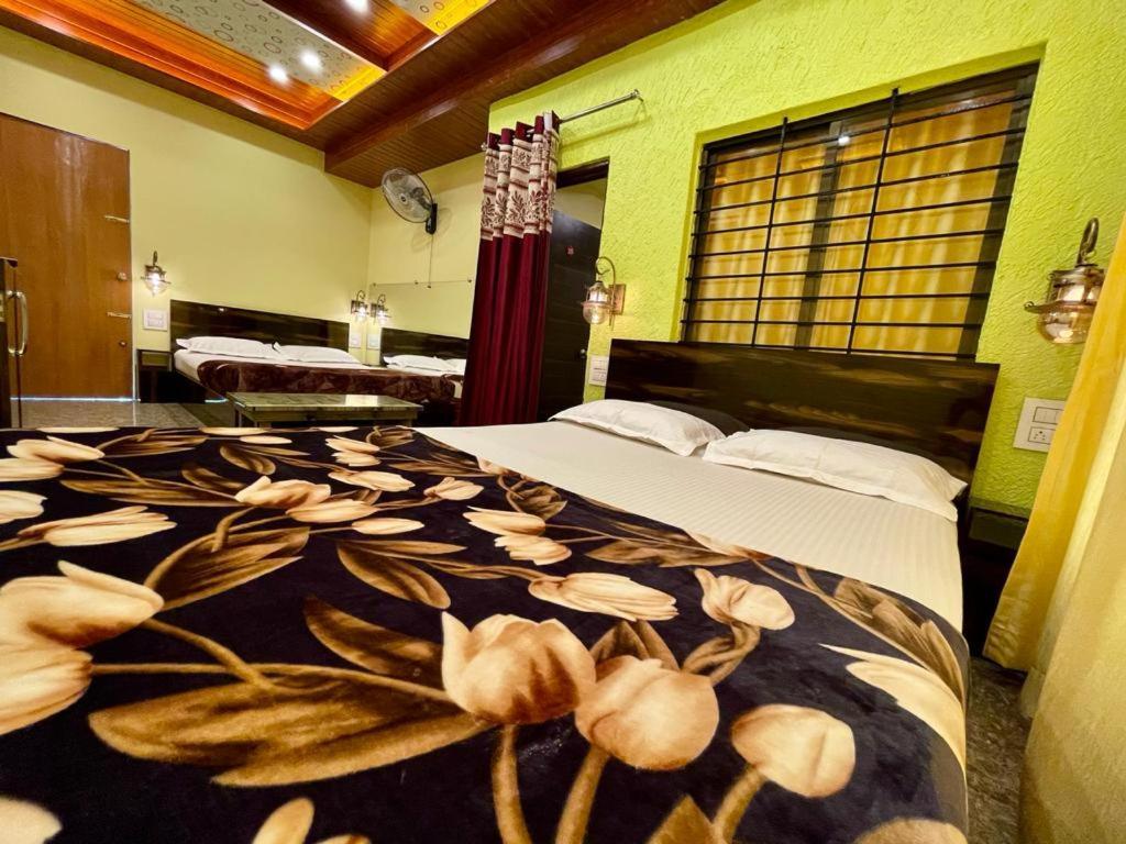 Hotel Saptarang Residency Panhāla Zewnętrze zdjęcie