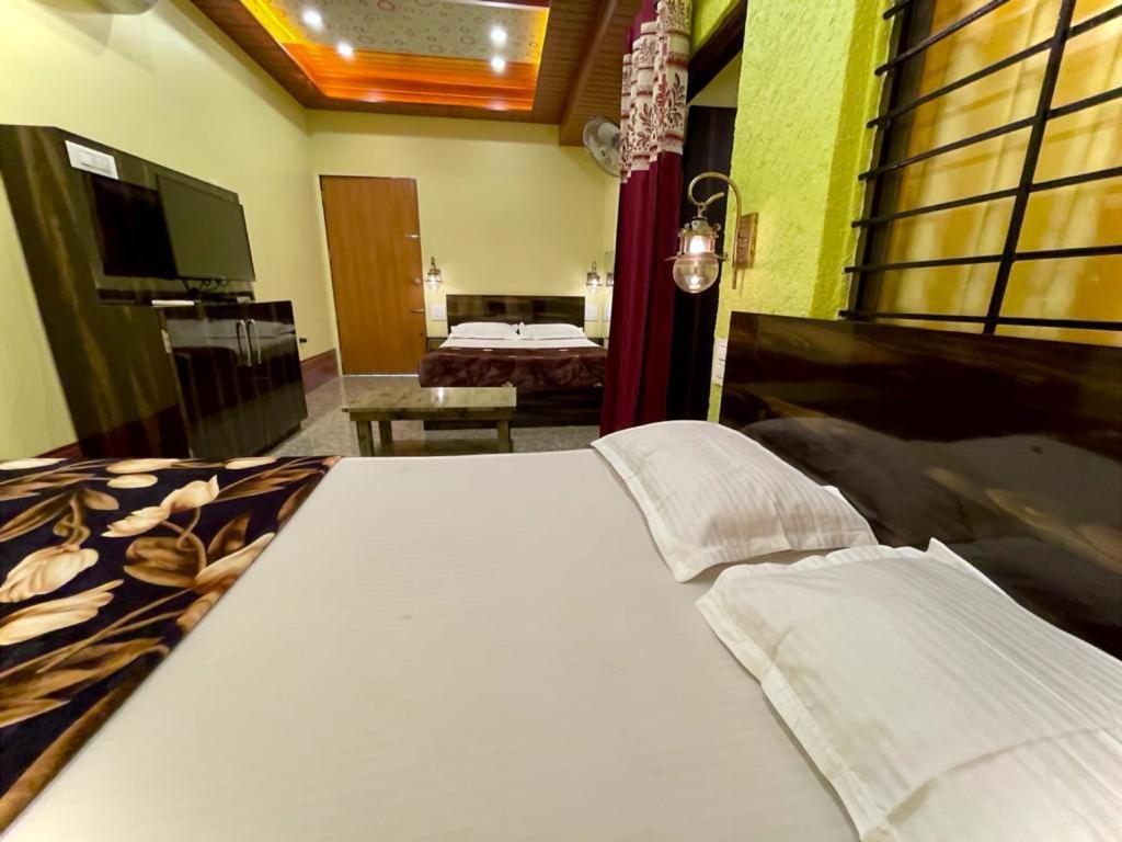 Hotel Saptarang Residency Panhāla Zewnętrze zdjęcie