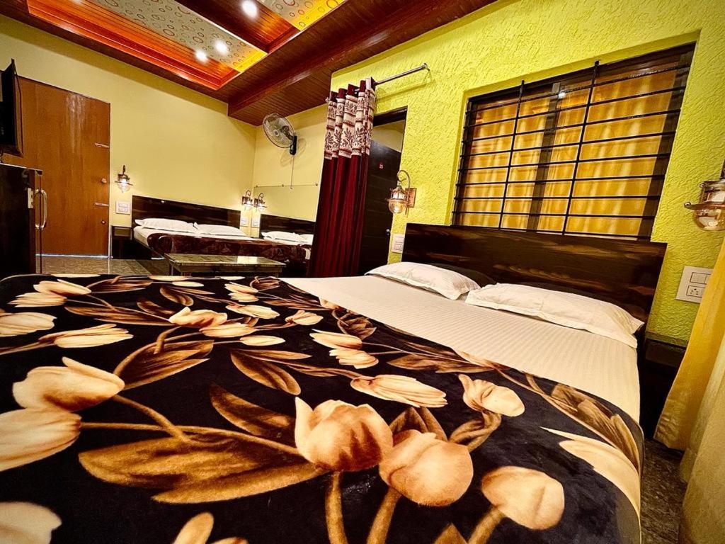 Hotel Saptarang Residency Panhāla Zewnętrze zdjęcie