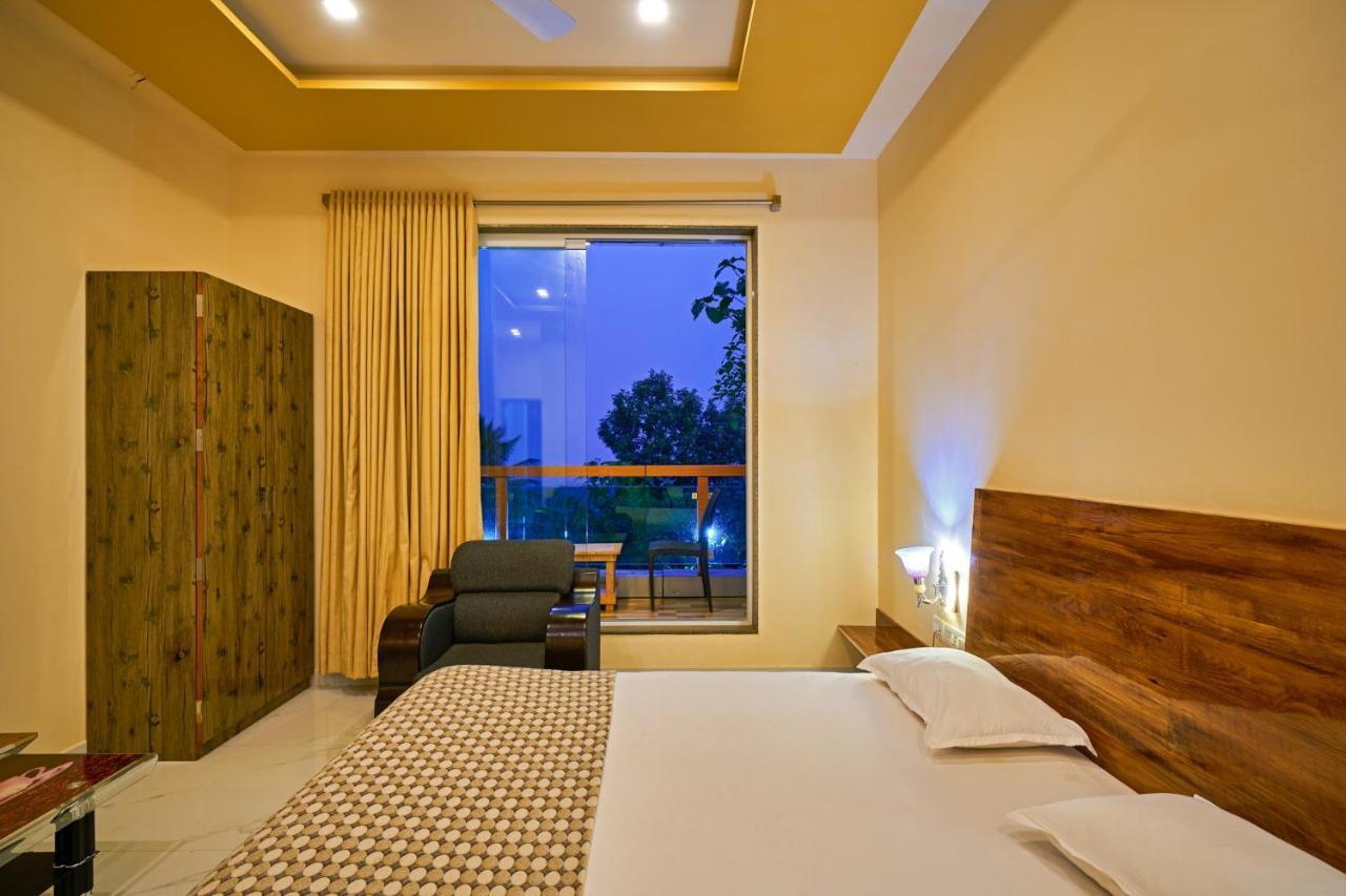 Hotel Saptarang Residency Panhāla Zewnętrze zdjęcie